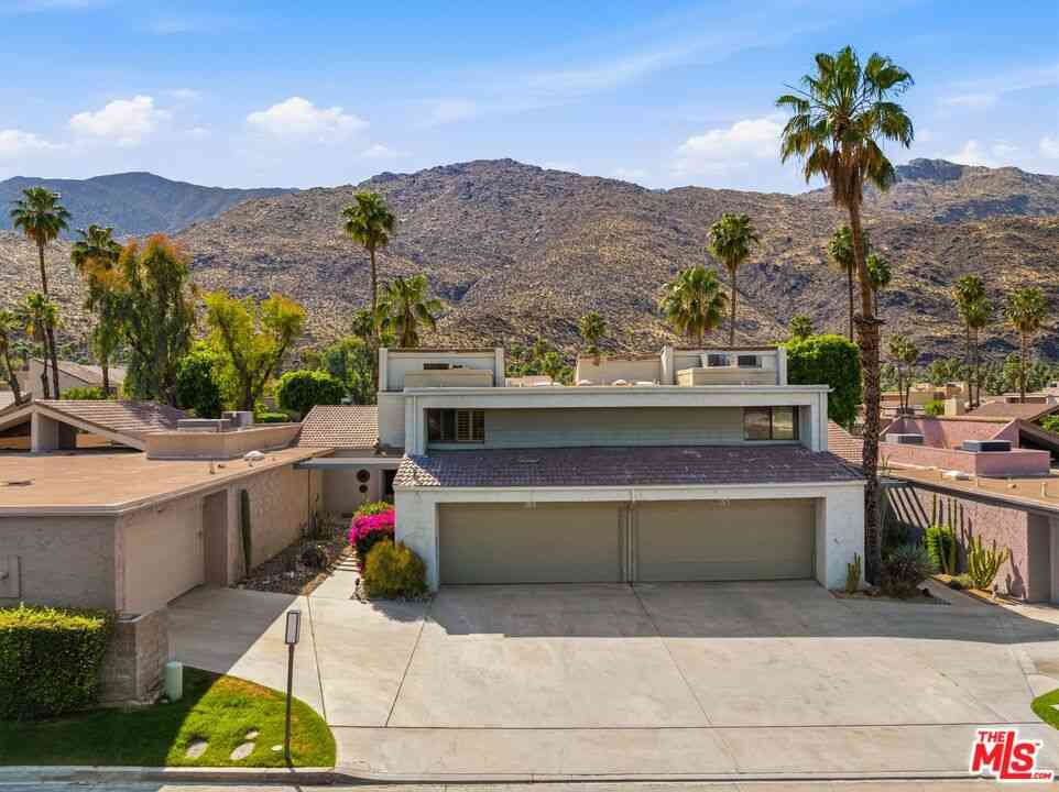 Condo For Sale - 2075 S Ramitas Way<br/> Riverside County, Palm Springs, CA 92264
