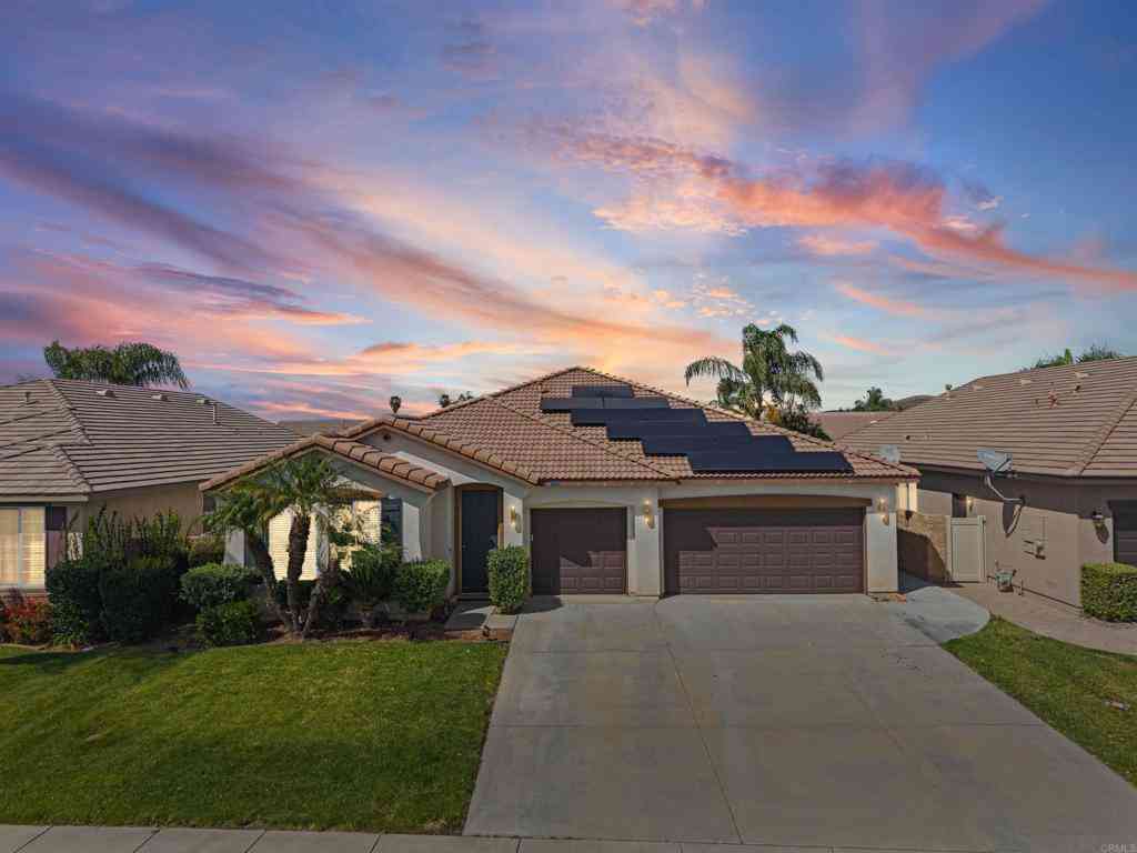 Homes For Sale - 27100 Early Dawn Road<br/> Menifee, CA 92584