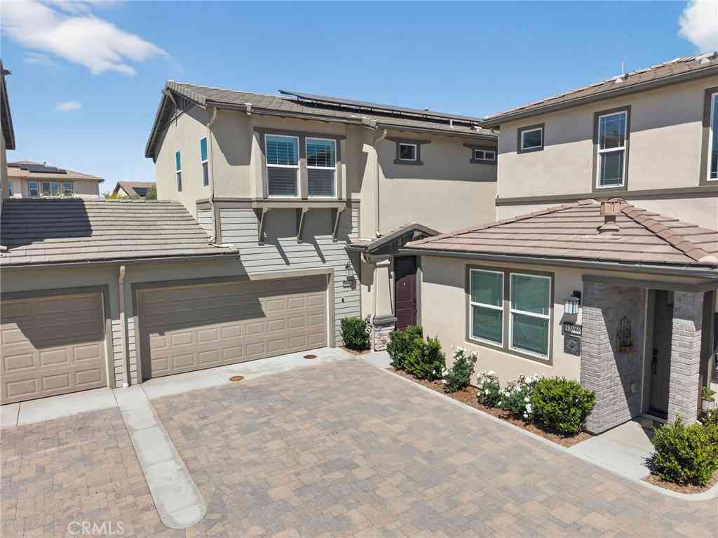 Homes For Sale - 32664 Brunello<br/> Temecula, CA 92591