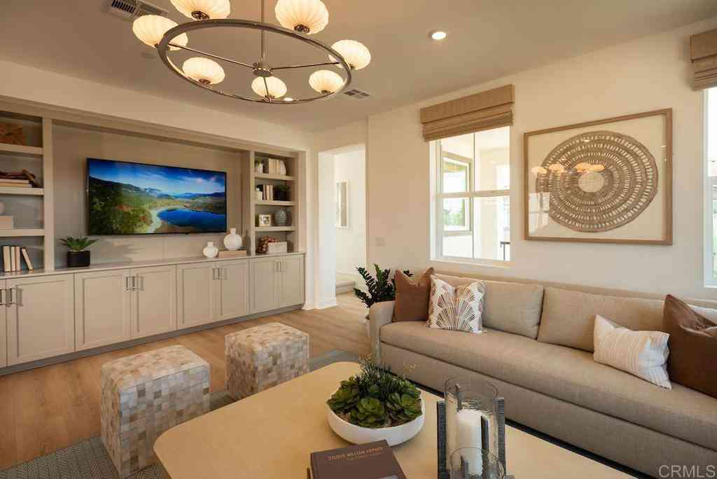 Townhouse For Sale - 512 Avenida Centro #114<br/> Chula Vista, CA 91910