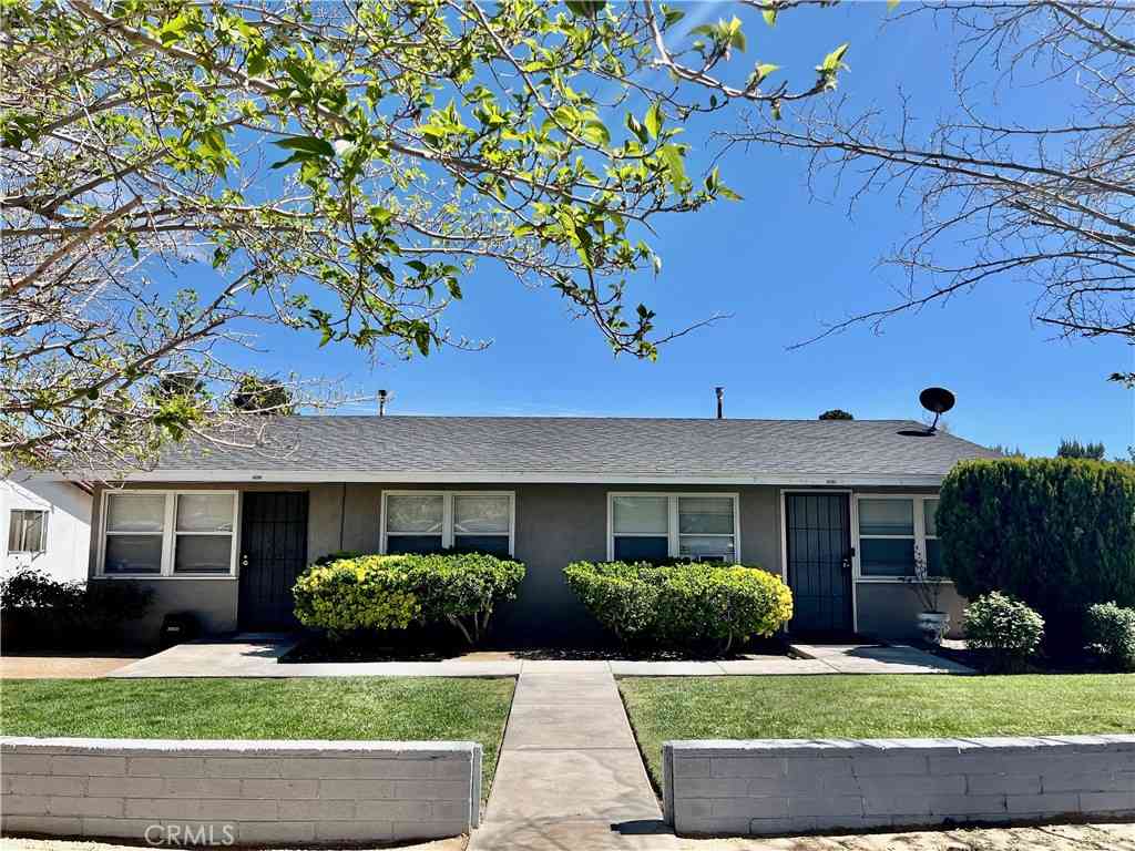 Homes For Sale - 14703 Mesa<br/> Victorville, CA 92395