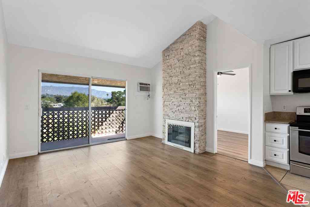 Condo For Sale - 5870 Benner Street #304<br/> Los Angeles, CA 90042