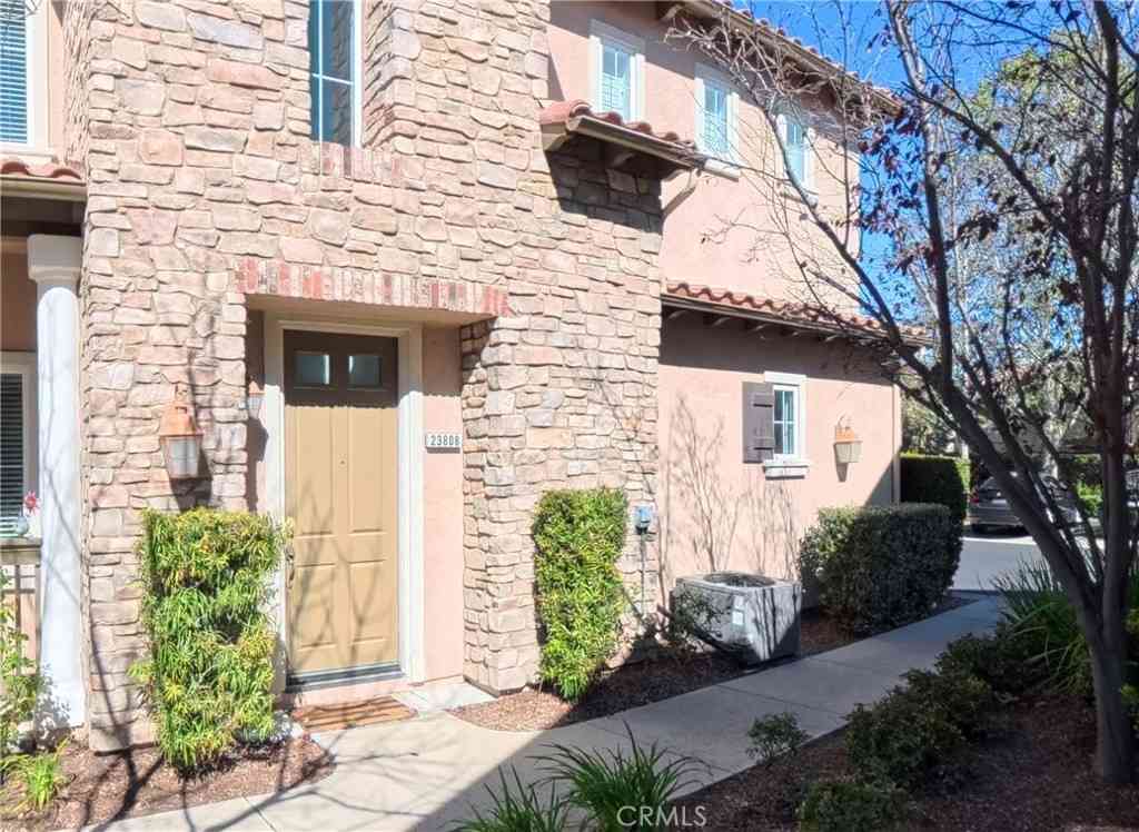 Condo For Sale - 23808 Toscana #28039<br/> Valencia, CA 91354
