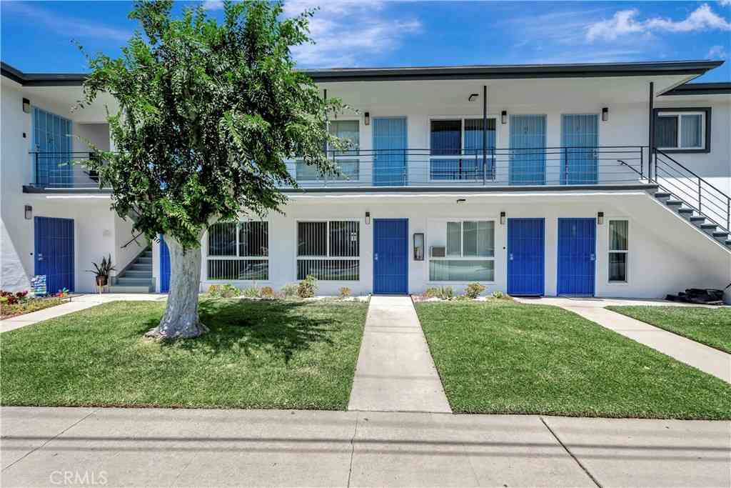Apartment For Rent - 12221 Peacock Court #4<br/> Garden Grove, CA 92841