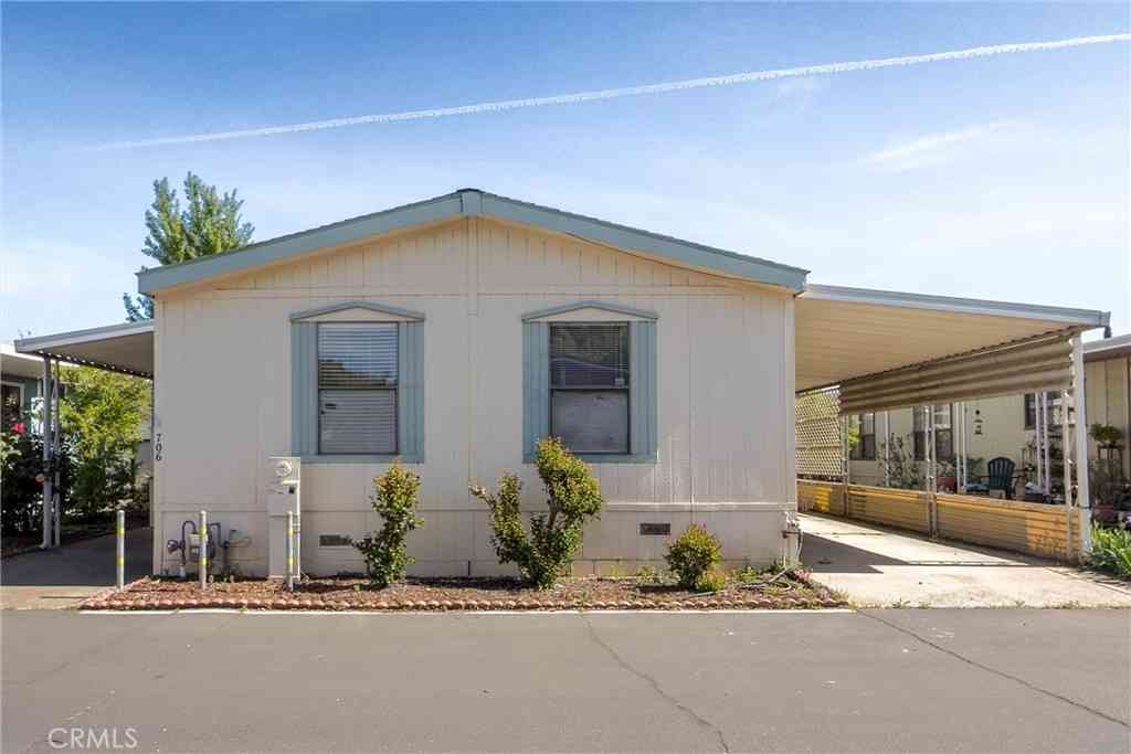 Mobile Home For Sale - 123 Henshaw Avenue #706<br/> Chico, CA 95973
