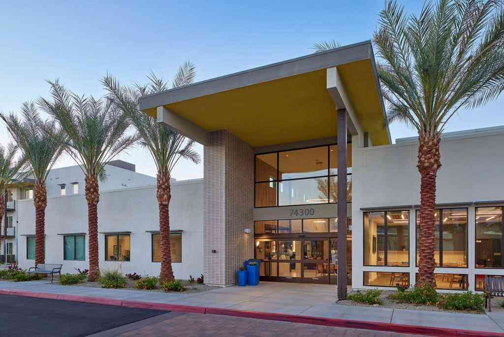 Condo For Rent - 74300 Country Club Drive #366<br/> Palm Desert, CA 92260