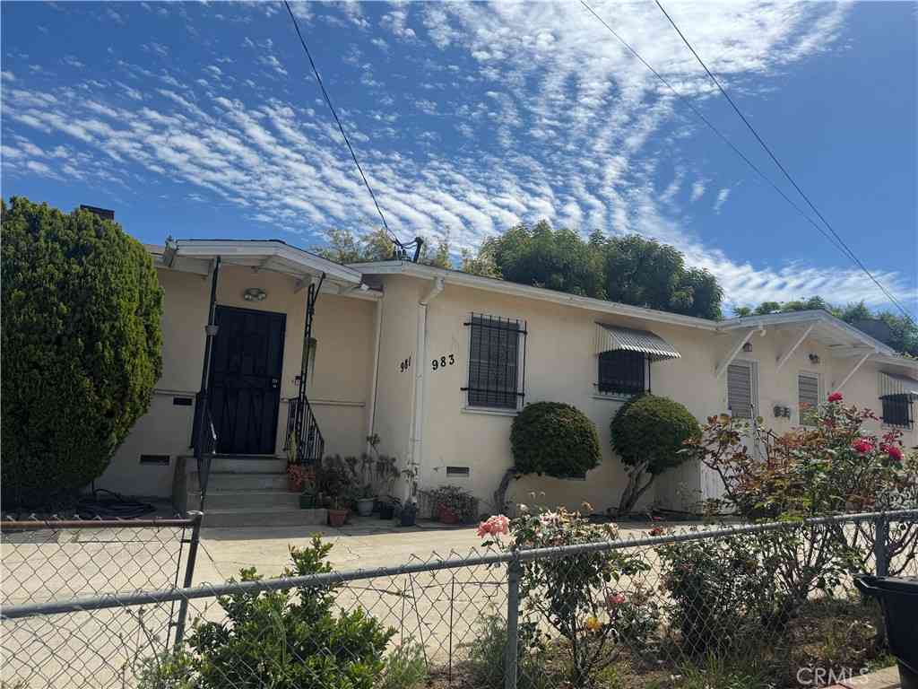 Multifamily For Sale - 981 W Kensington<br/> Los Angeles, CA 90026