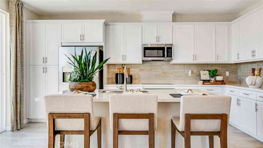 Condo For Sale - 2817 E Amberley Privado<br/> Ontario, CA 91762
