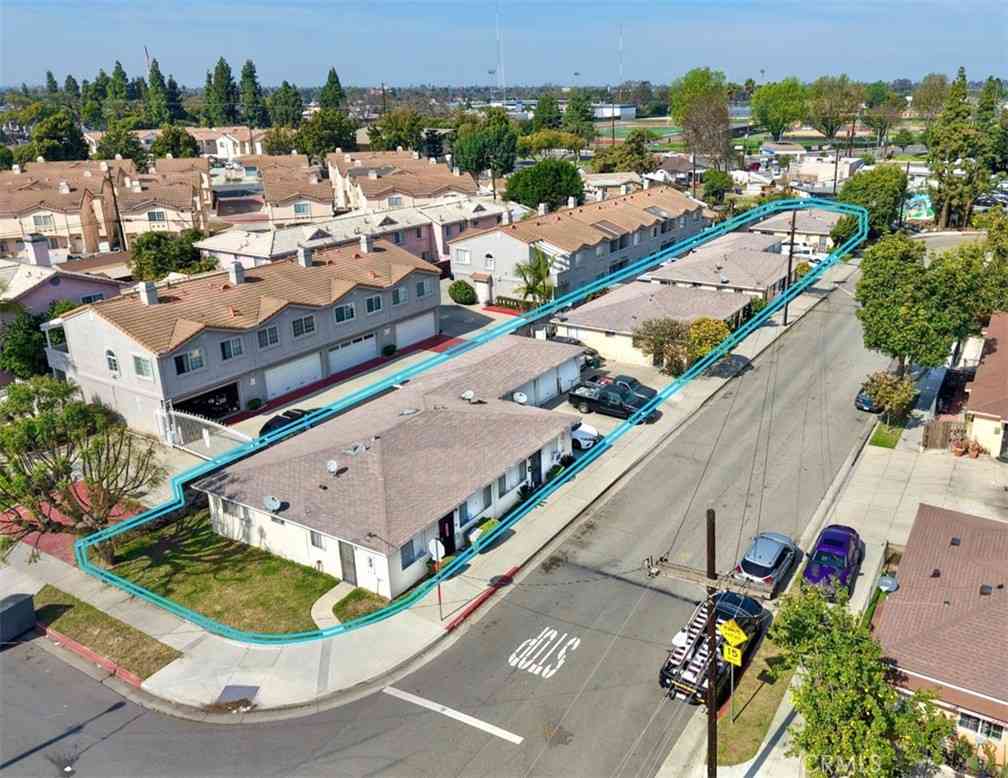 Homes For Sale - 16101 Ansmith Ave<br/> Paramount, CA 90723