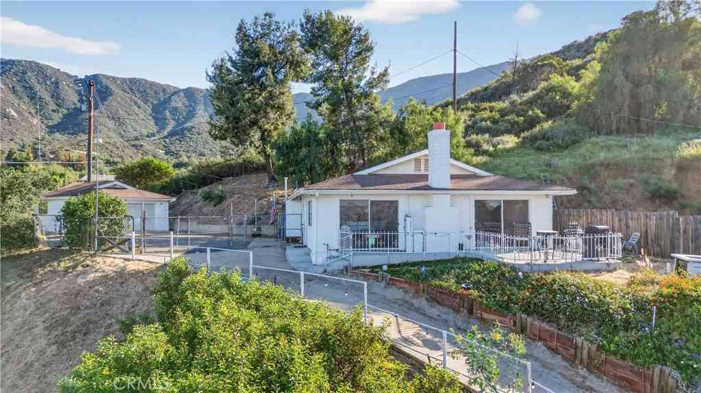 Homes For Sale - 33330 Zellar Street<br/> Lake Elsinore, CA 92530