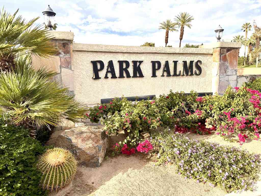 Condo For Sale - 153 Willow Lake Drive<br/> Palm Desert, CA 92260