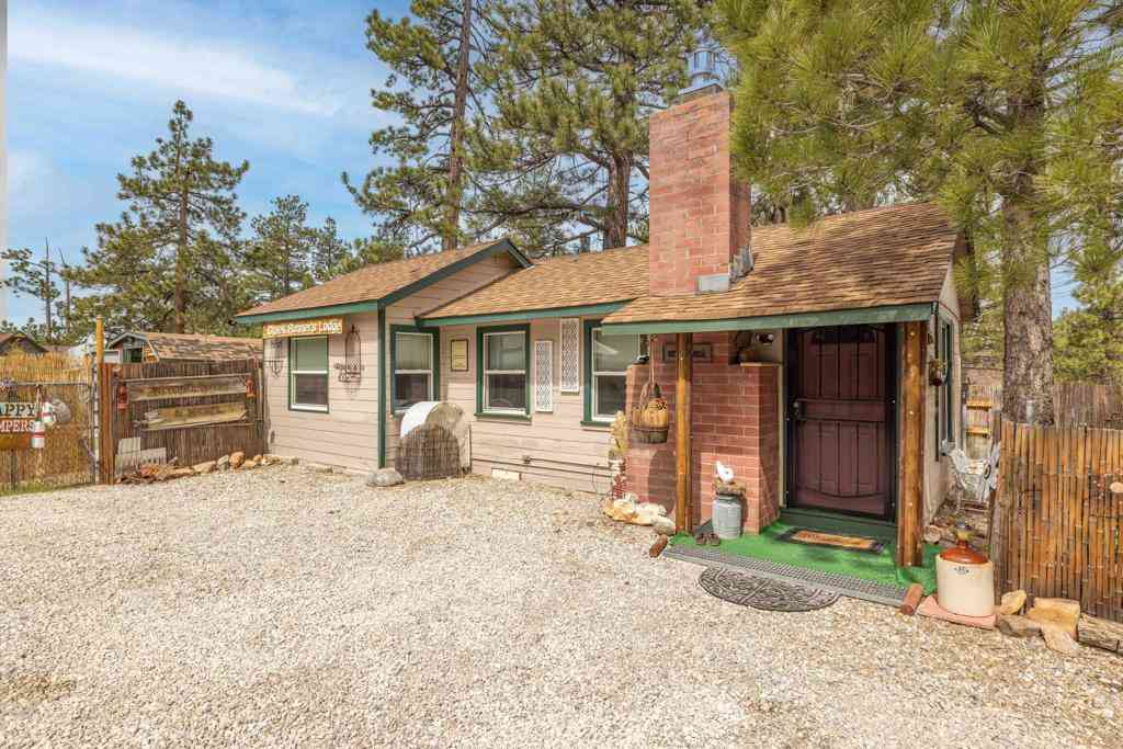 Homes For Sale - 40057 Forest Road<br/> Big Bear, CA 92315