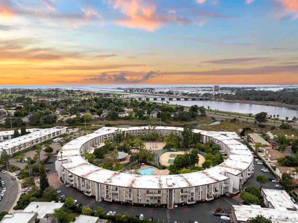 Condo For Sale - 3050 Rue Dorleans #308<br/> San Diego, CA 92110