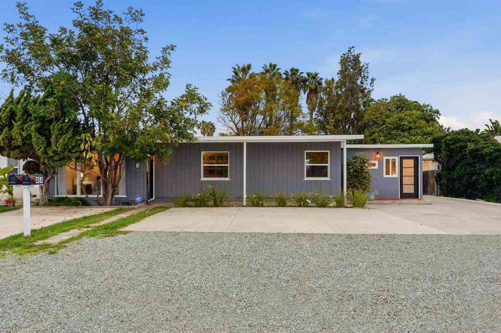 Homes For Sale - 462-464 Emerson Street<br/> Chula Vista, CA 91911