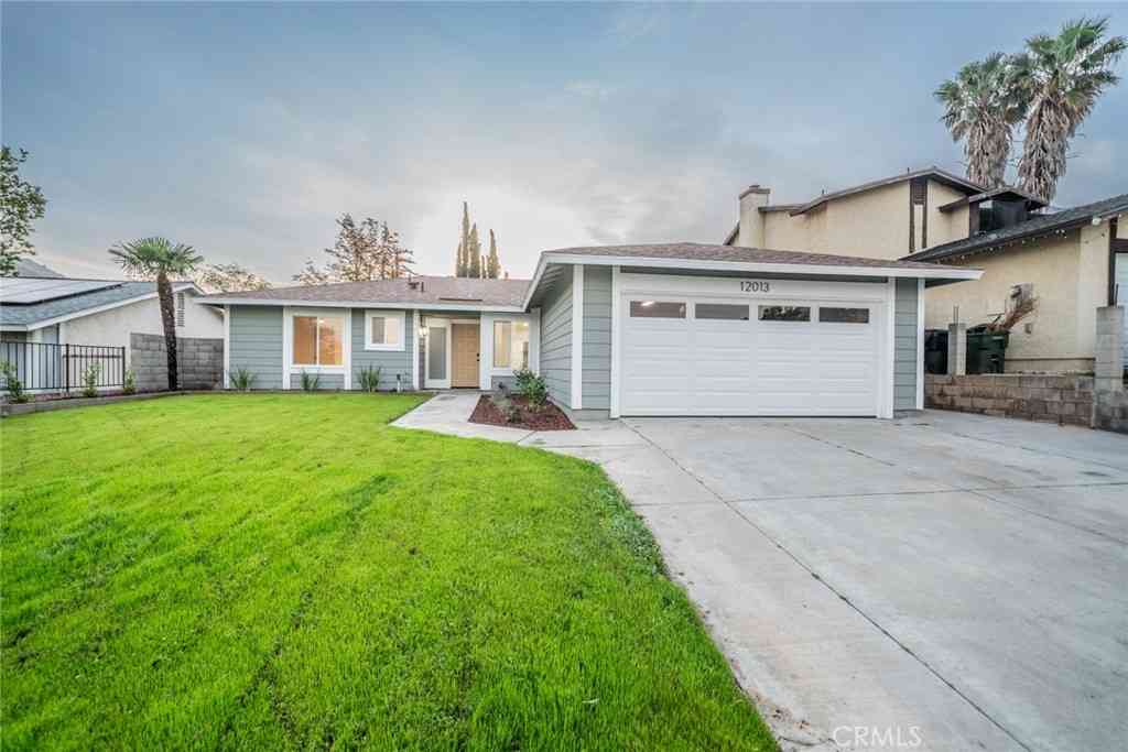 Homes For Sale - 12013 Rockridge<br/> Fontana, CA 92337