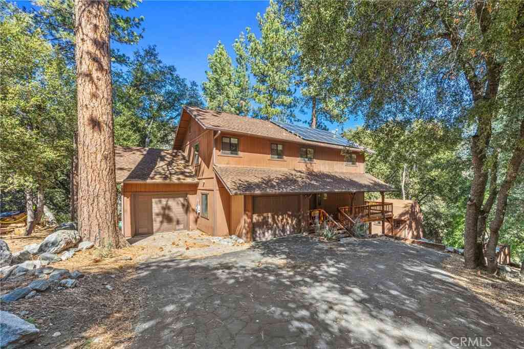 Homes For Sale - 2332 Alpen Court<br/> Kern County, Pine Mountain Club, CA 93222