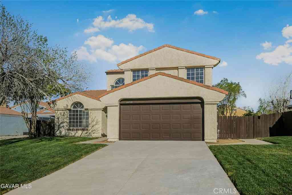 Homes For Sale - 44910 12th Street East<br/> Lancaster, CA 93535