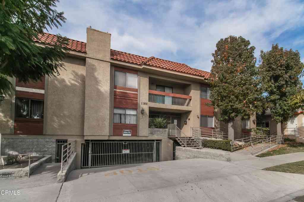Apartment For Rent - 1169 Rosedale Avenue #204<br/> Glendale, CA 91201