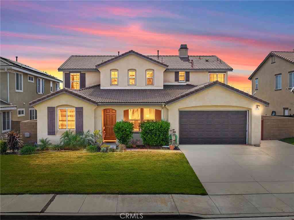 Homes For Sale - 31739 Brentworth Street<br/> Menifee, CA 92584