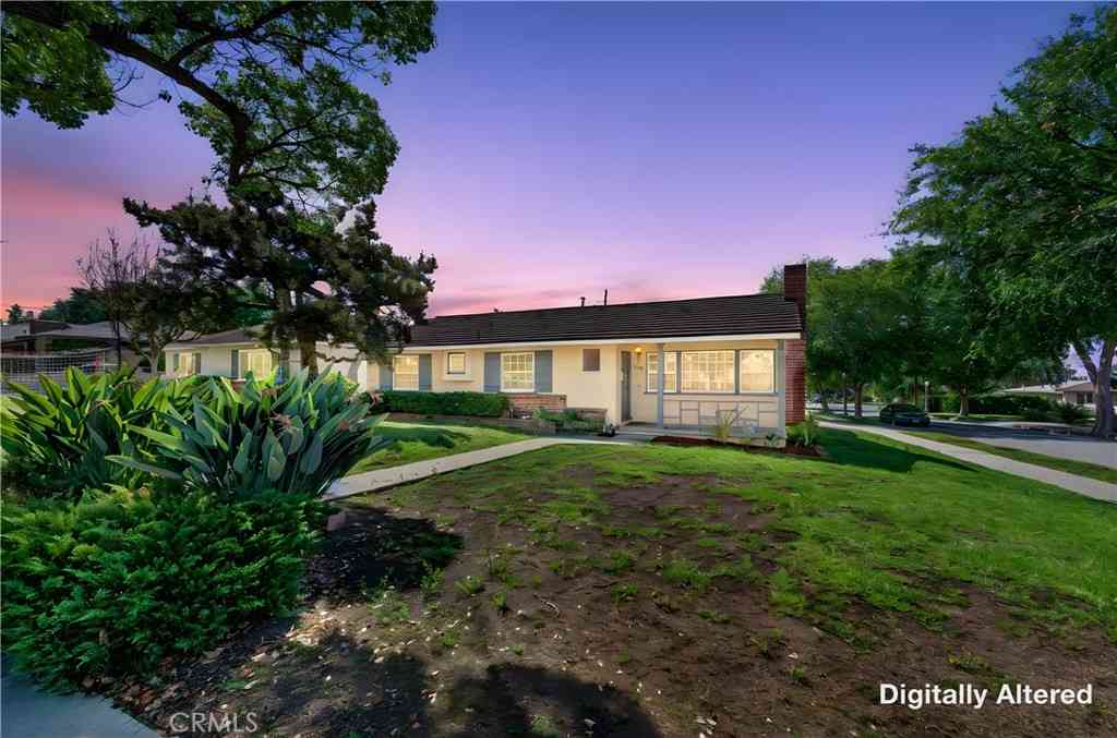 Homes For Sale - 3180 Primavera Street<br/> Pasadena, CA 91107