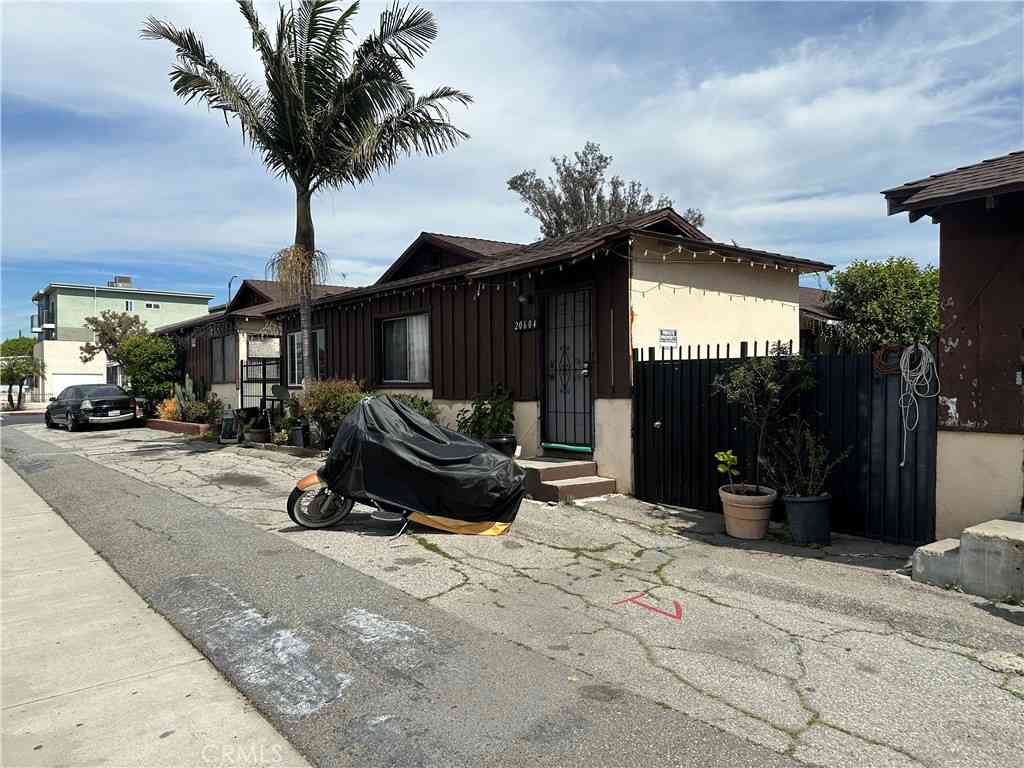 Homes For Sale - 20600 S Western<br/> Torrance, CA 90501