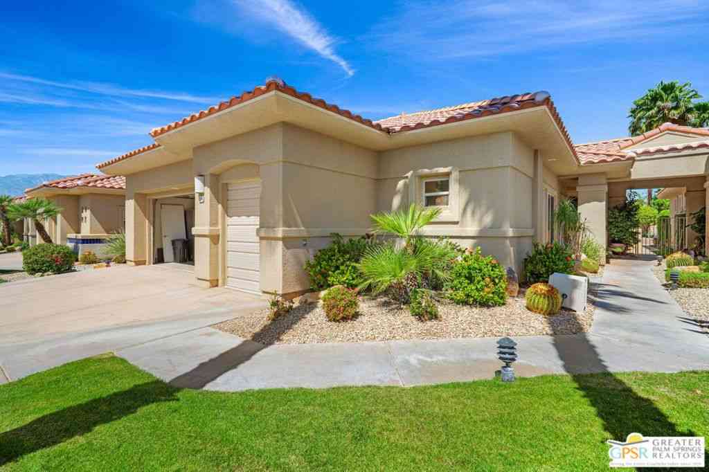 Condo For Sale - 154 Kavenish Drive<br/> Riverside County, Rancho Mirage, CA 92270