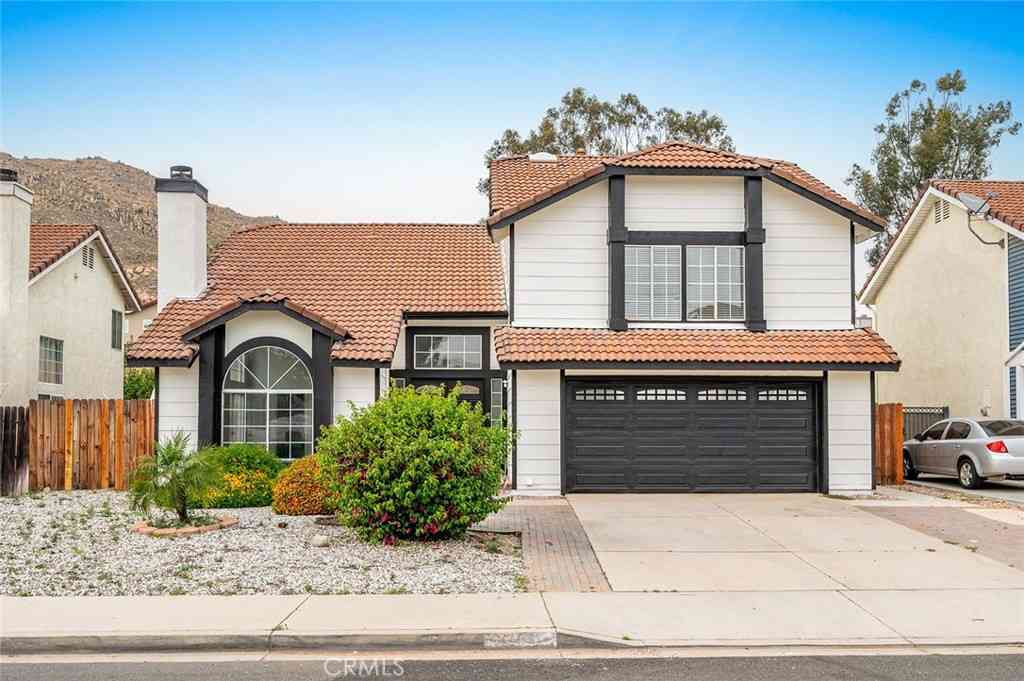 Homes For Sale - 22601 Sheffield Drive<br/> Moreno Valley, CA 92557