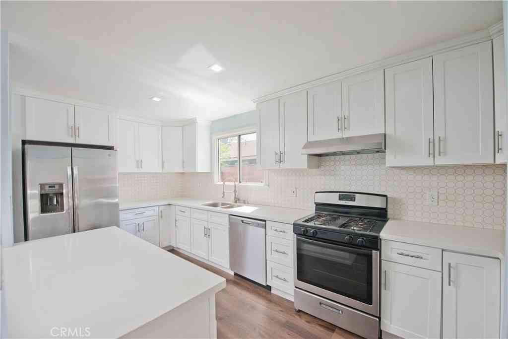 Homes For Rent - 7429 Kentland<br/> West Hills, CA 91307
