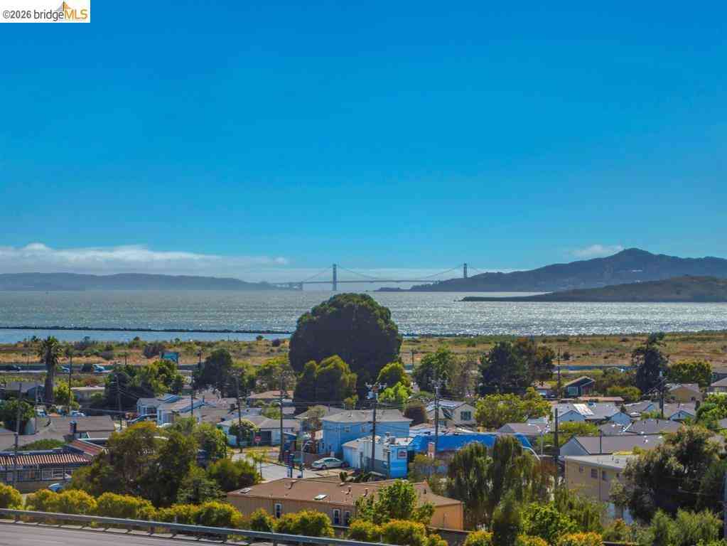 Homes For Sale - 1354 Santa Clara St<br/> Richmond, CA 94804