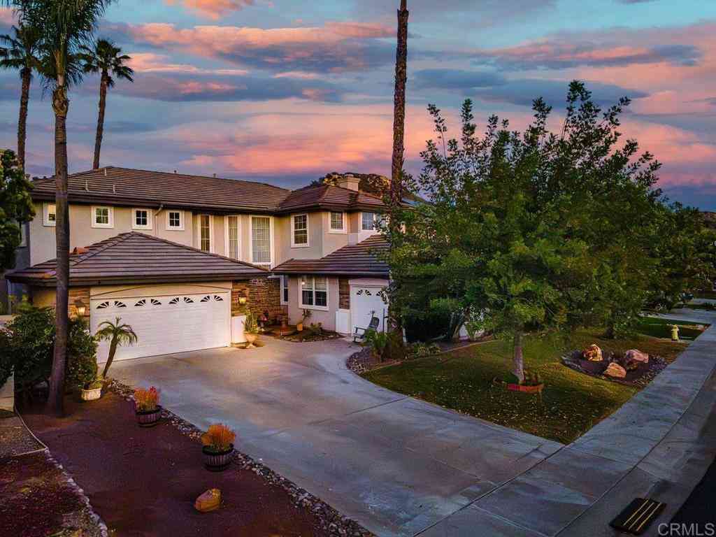 Homes For Sale - 2312 Orchard View Ln.<br/> Escondido, CA 92027