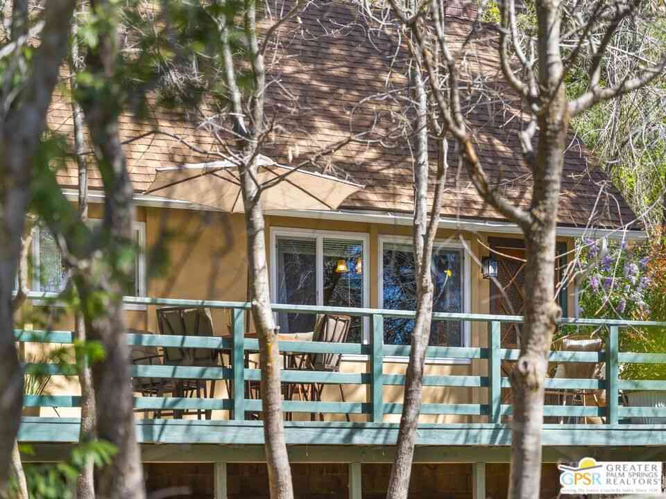 Homes For Sale - 54915 S Circle Drive<br/> Riverside County, Idyllwild, CA 92549