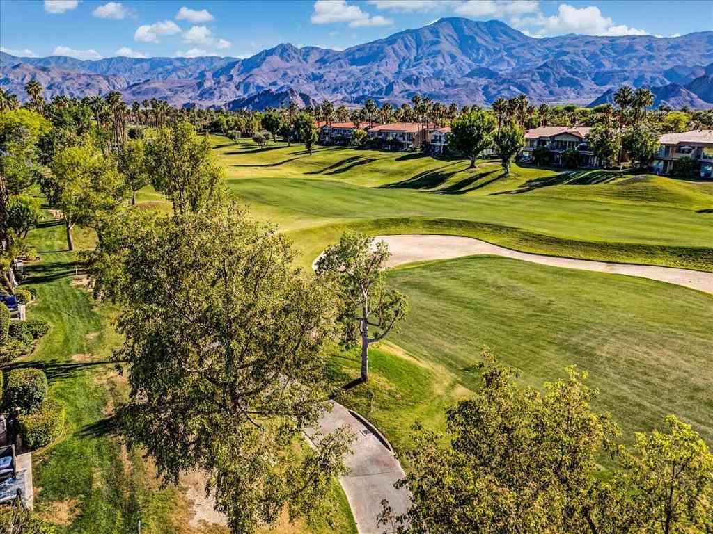 Condo For Sale - 55341 Winged Foot<br/> La Quinta, CA 92253