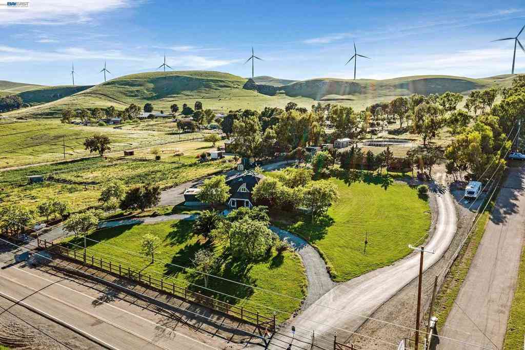 Homes For Sale - 4002 Dyer Rd<br/> Alameda County, Livermore, CA 94551