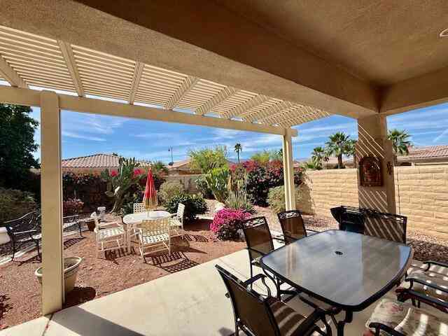 Homes For Sale - 81901 Avenida Dulce<br/> Indio, CA 92203