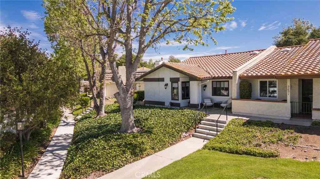 Homes For Sale - 2805 Shoreview Circle<br/> Ventura County, Westlake Village, CA 91361