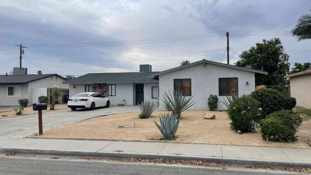 Homes For Sale - 82367 Mountain View Avenue<br/> Indio, CA 92201