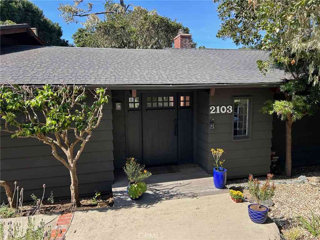Homes For Sale - 2103 Benson Avenue<br/> Cambria, CA 93428
