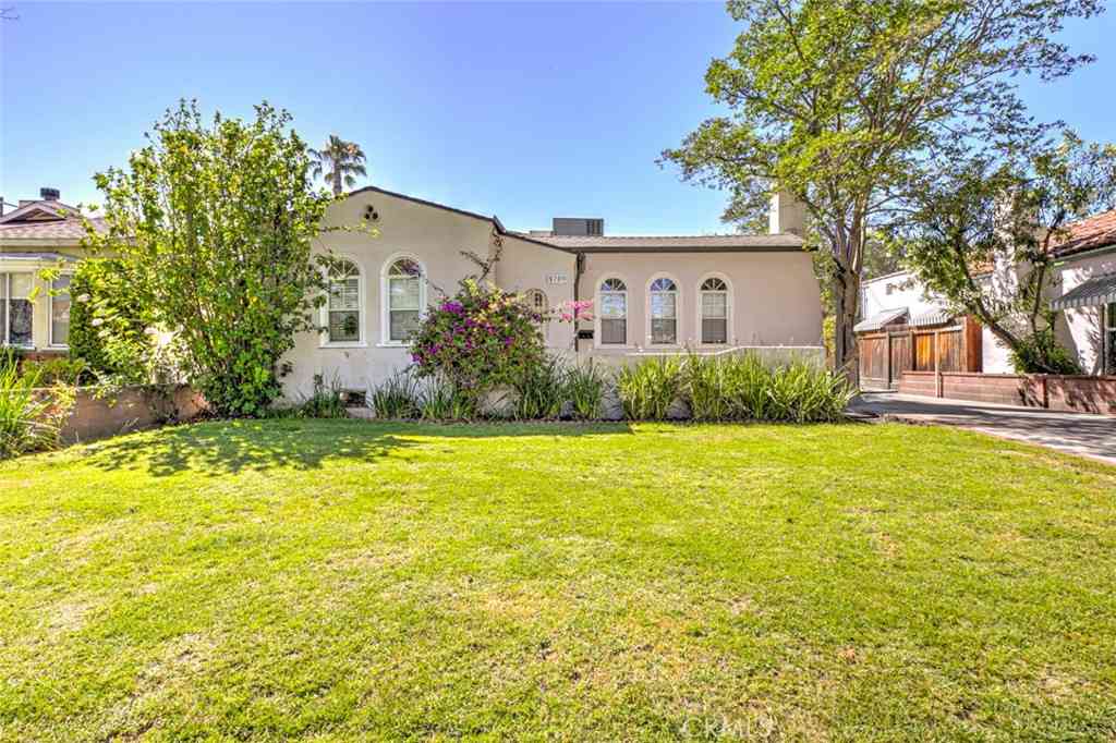 Homes For Rent - 5709 Beck Avenue<br/> North Hollywood, CA 91601
