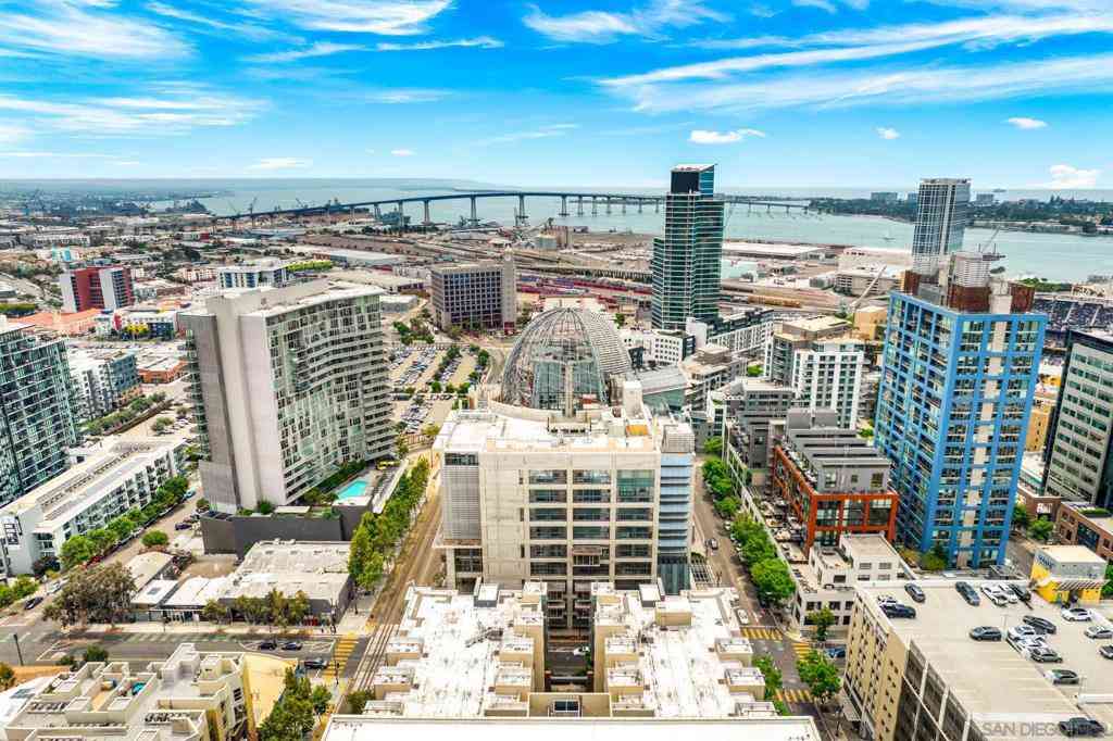 Condo For Sale - 1150 J Street #218<br/> San Diego, CA 92101