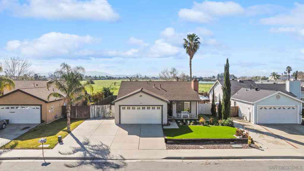 Homes For Sale - 312 Blue Ridge Lane<br/> San Jacinto, CA 92583