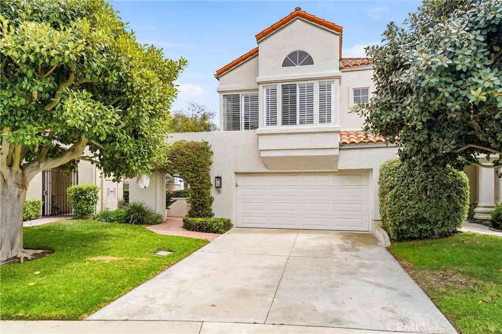 Condo For Sale - 10 Toulon<br/> Laguna Niguel, CA 92677