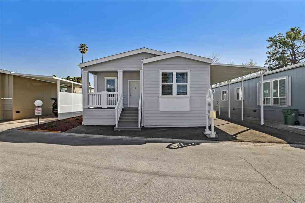 Mobile Home For Sale - 195 Blossom Hill Road<br/> San Jose, CA 95123