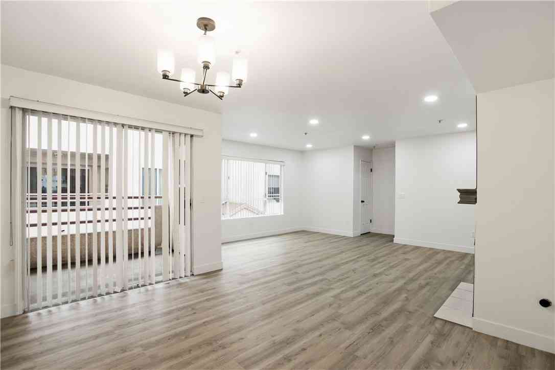 Condo For Sale - 8744 Burnet Avenue #14<br/> North Hills, CA 91343