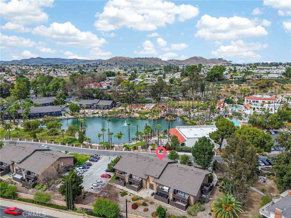 Condo For Sale - 28661 Via Las Flores #307<br/> Murrieta, CA 92563