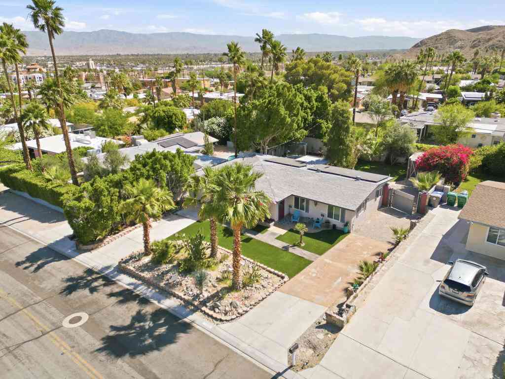Homes For Sale - 37530 Melrose Drive<br/> Cathedral City, CA 92234