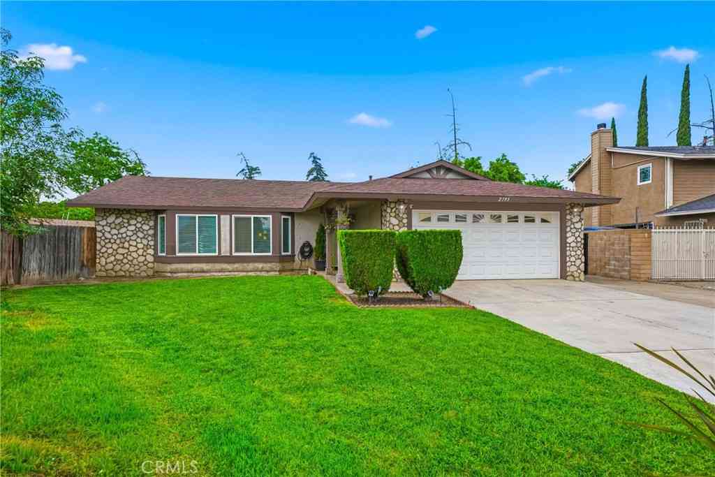 Homes For Sale - 2395 W Chatka Lane<br/> San Bernardino, CA 92410