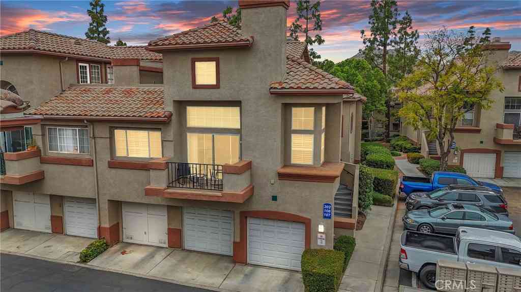 Condo For Sale - 2931 Via Milano #202<br/> Corona, CA 92879
