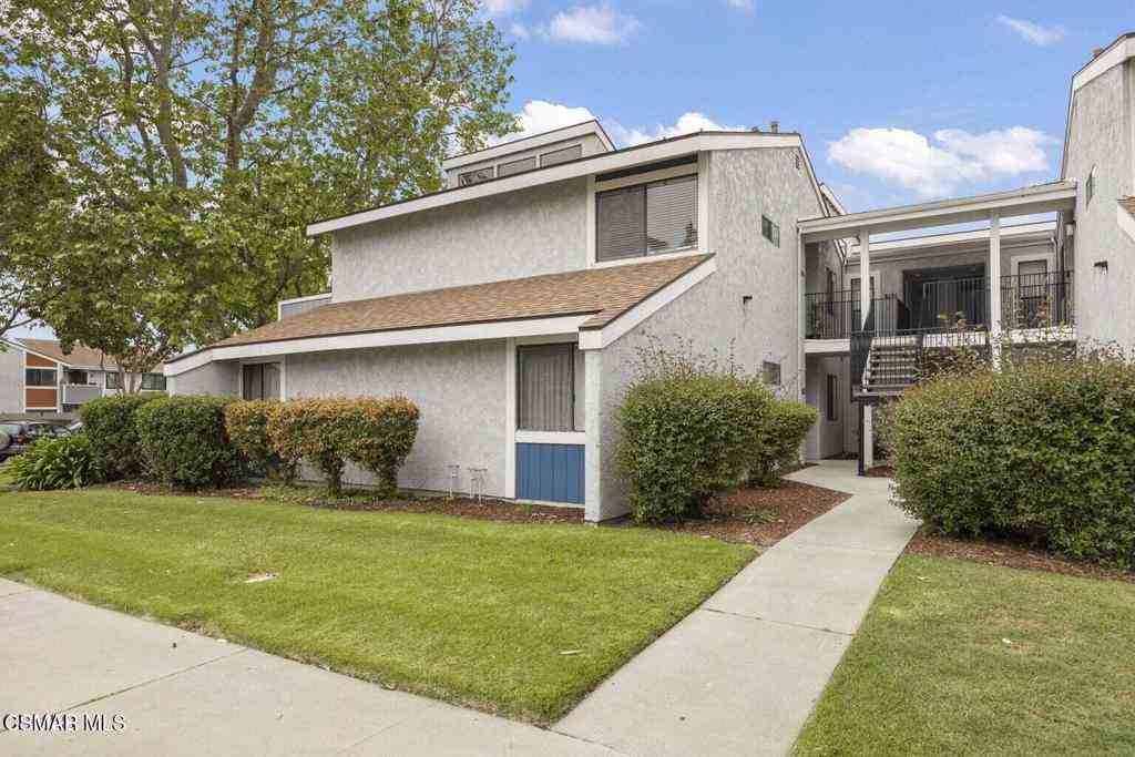 Condo For Rent - 5123 Longfellow Way<br/> Oxnard, CA 93033
