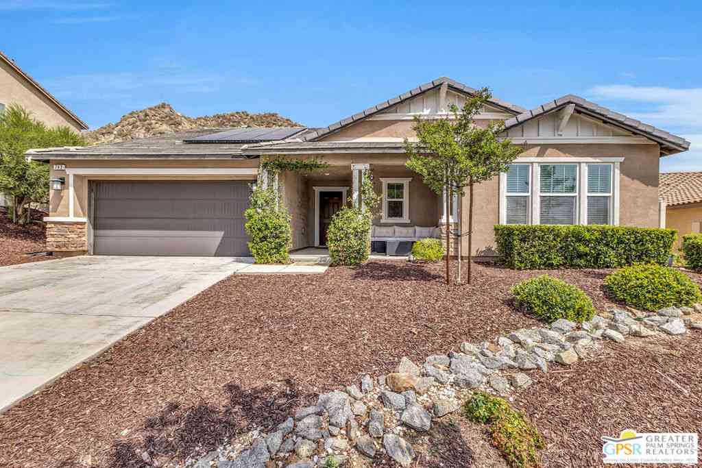 Homes For Sale - 743 Pooish Avenue<br/> San Jacinto, CA 92582