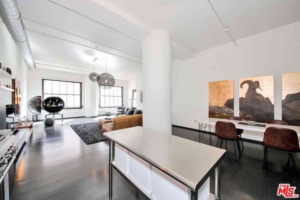 Condo For Rent - 1645 N Vine Street #603<br/> Los Angeles, CA 90028